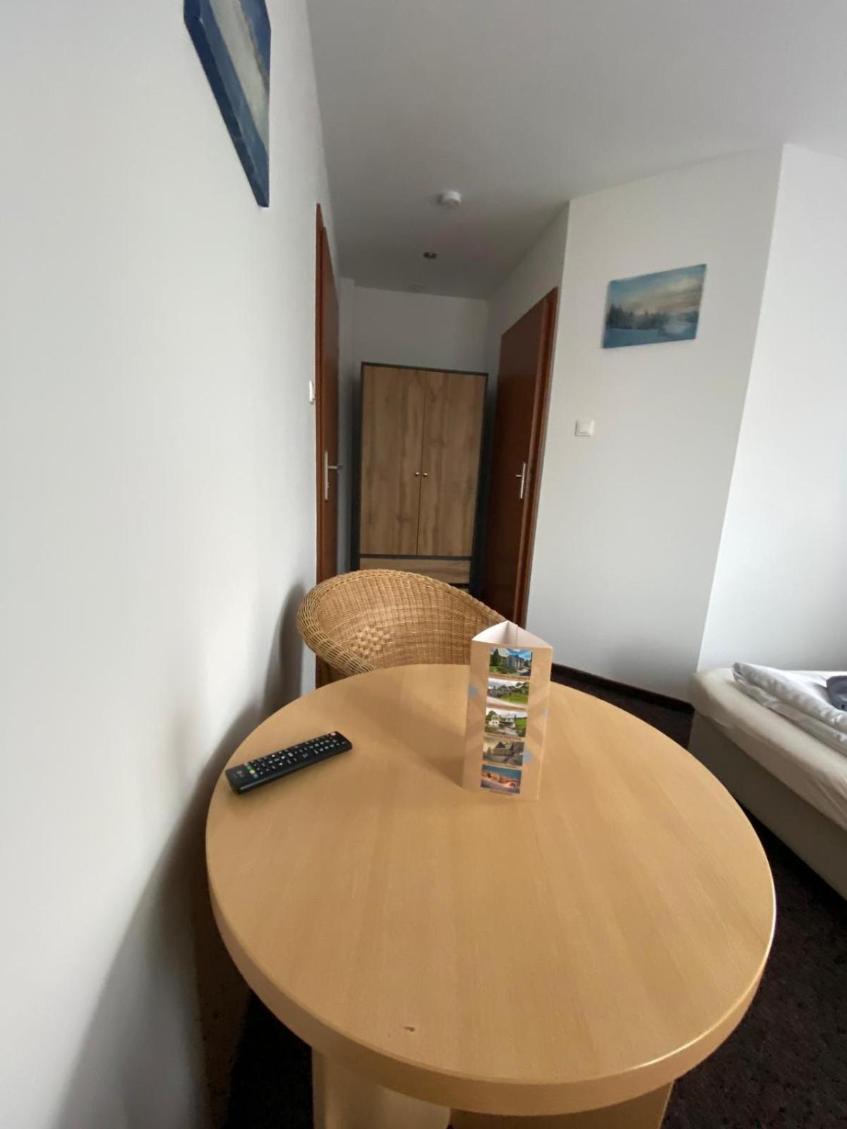 Appartement Pod Orlica à Duszniki Zdrój Chambre photo