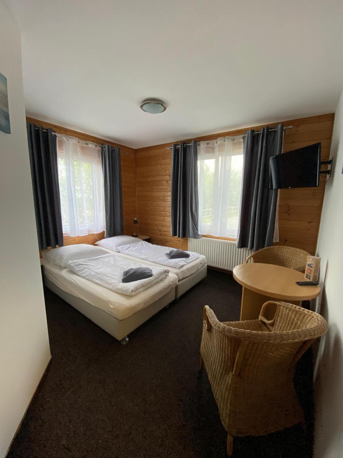 Appartement Pod Orlica à Duszniki Zdrój Chambre photo