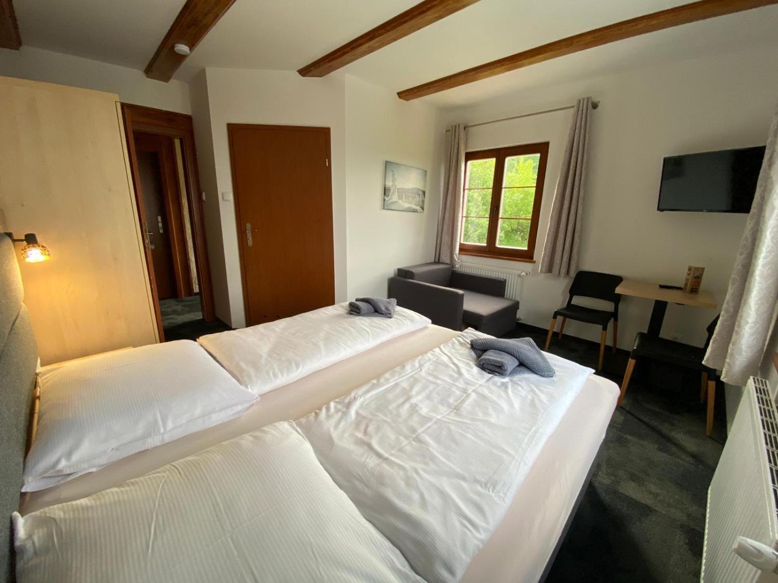 Appartement Pod Orlica à Duszniki Zdrój Chambre photo