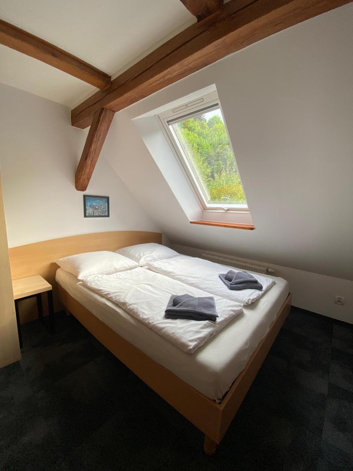Appartement Pod Orlica à Duszniki Zdrój Chambre photo