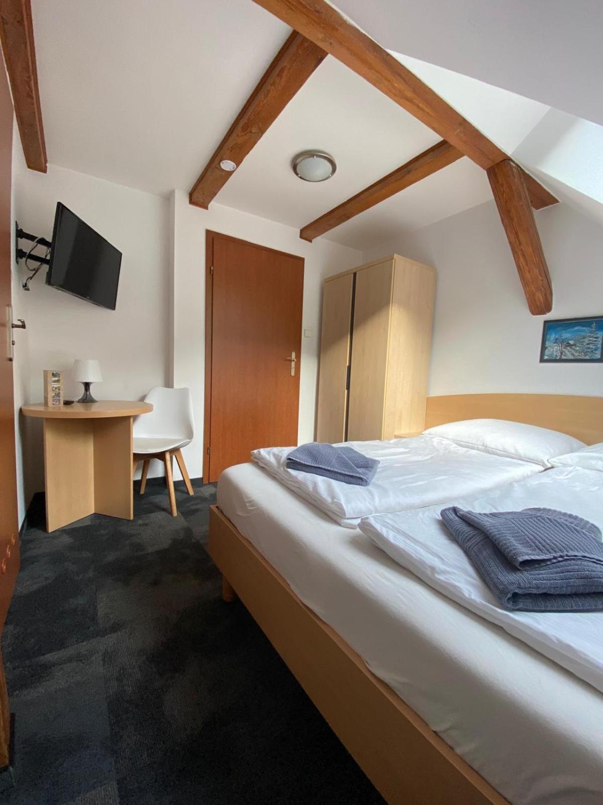 Appartement Pod Orlica à Duszniki Zdrój Chambre photo